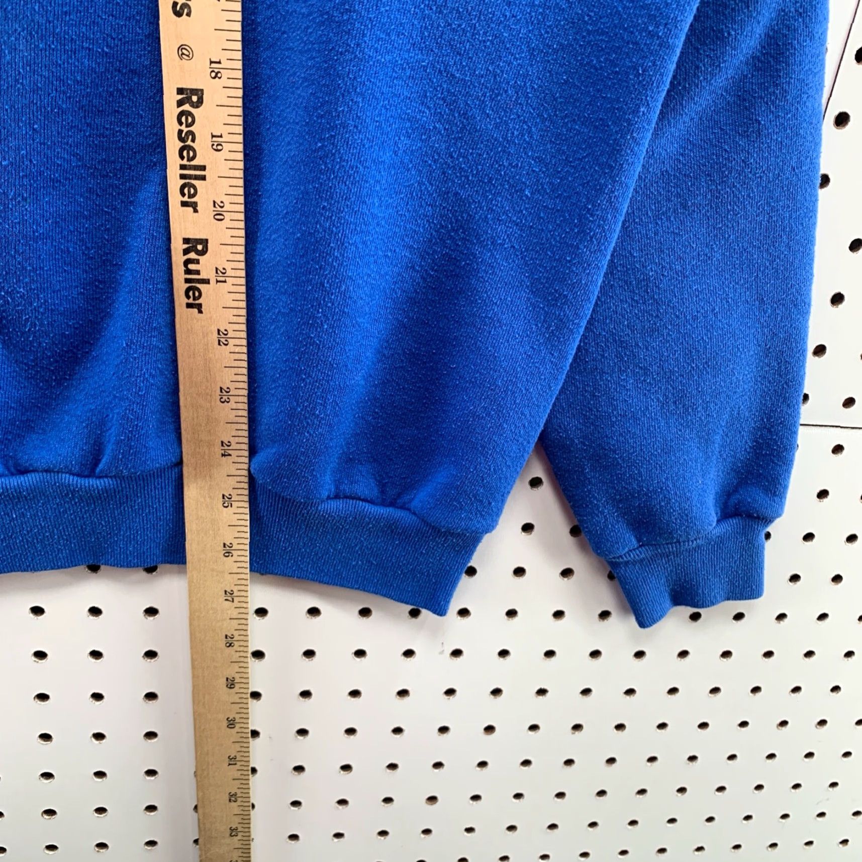 Tultex VINTAGE Tultex Womens M Roya Blue Long Sleeve Sweatshirt Crewneck 90s Shirt Womens Medium Roya Blue Sweatshirt 90s Tultex Crewneck Size M / US 6-8 / IT 42-44 - 6 Thumbnail