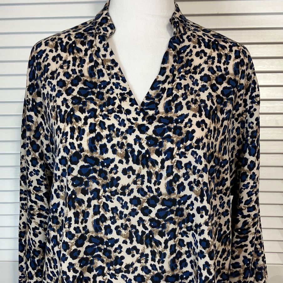 Other Amaryllis Leopard Print V-neck Flowy Tunic Blouse 2X Size XXL / US 16-18 / IT 52-54 - 3 Thumbnail