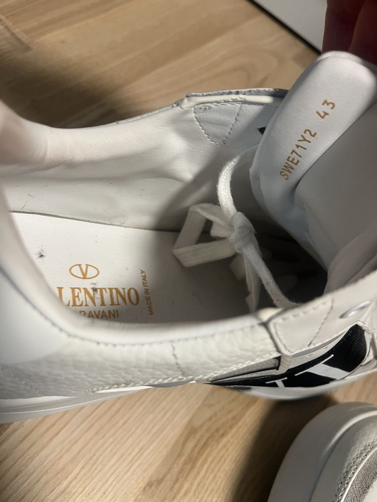 Valentino Valentino VLTN Low-Top Sneakers Size US 10 / EU 43 - 5 Thumbnail