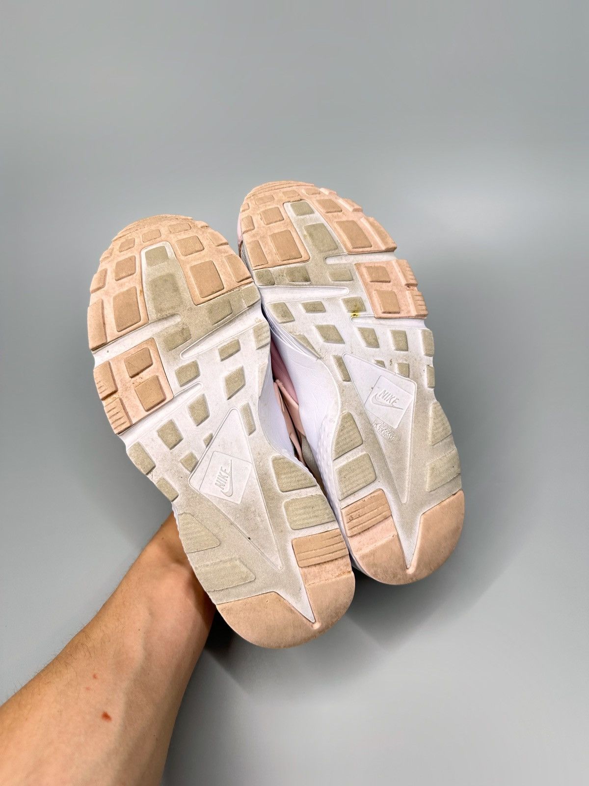Nike Nike Huarache Sneakers Size US 7 / IT 37 - 6 Thumbnail