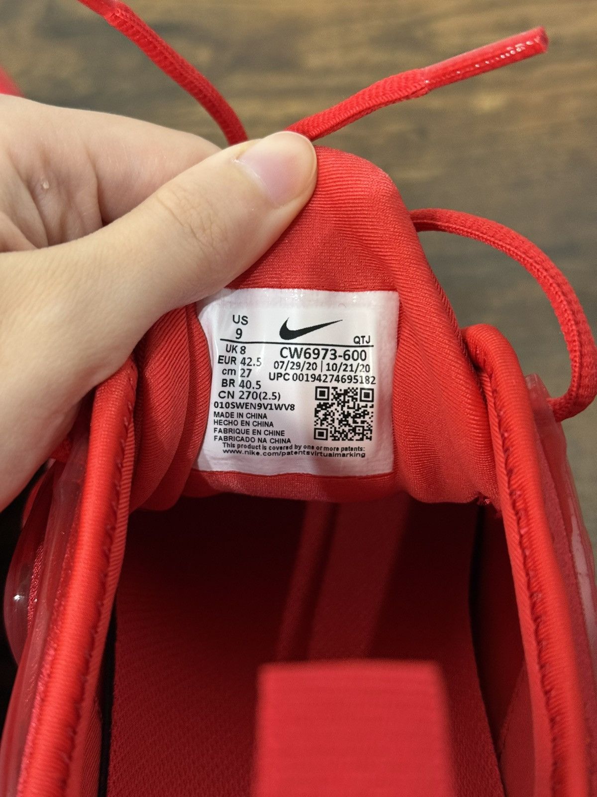 Nike Nike Air Vapormax Plus Triple Red size 9 Size US 9 / EU 42 - 6 Thumbnail