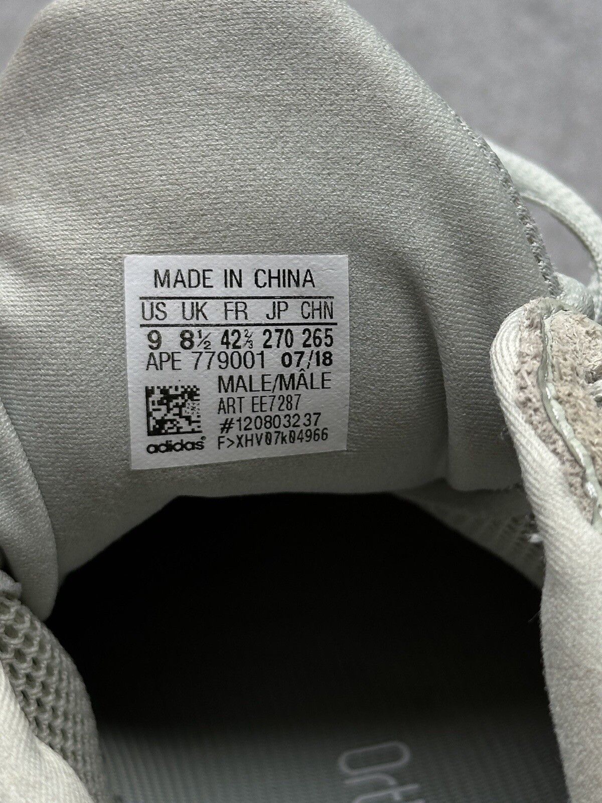Adidas Adidas Yeezy 500 Low Kanye West EE7287 Salt US-9 Size US 9 / EU 42 - 11 Thumbnail