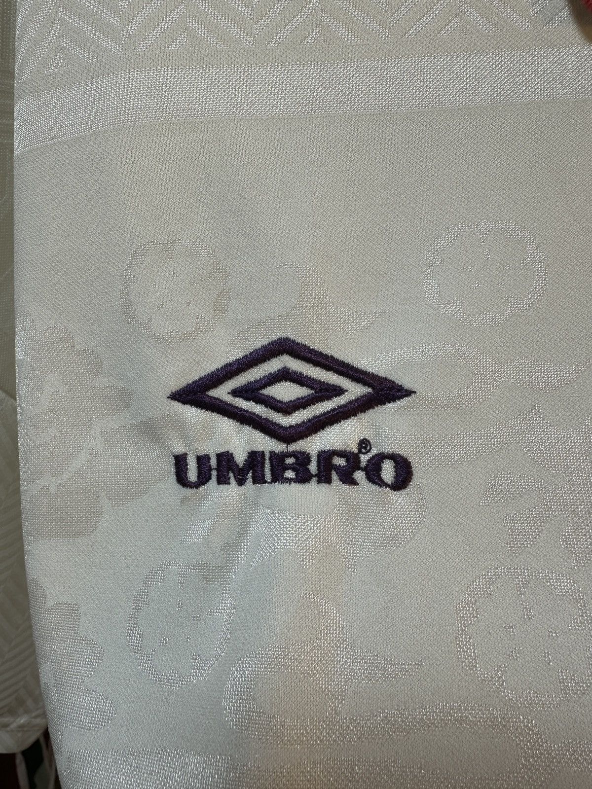 Umbro Vintage 1994 England Home Kit Size US L / EU 52-54 / 3 - 8 Thumbnail