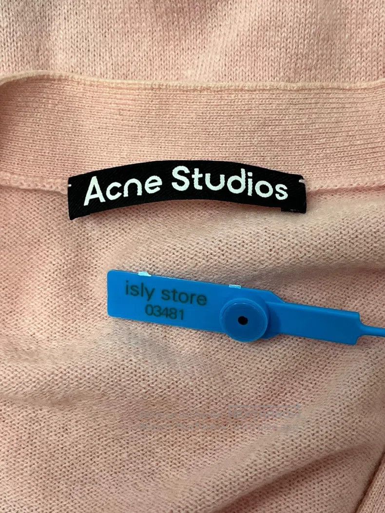 Acne Studios Acne Studios Solid Color Single Breasted V-Neck Long Sleev Size US S / EU 44-46 / 1 - 5 Thumbnail