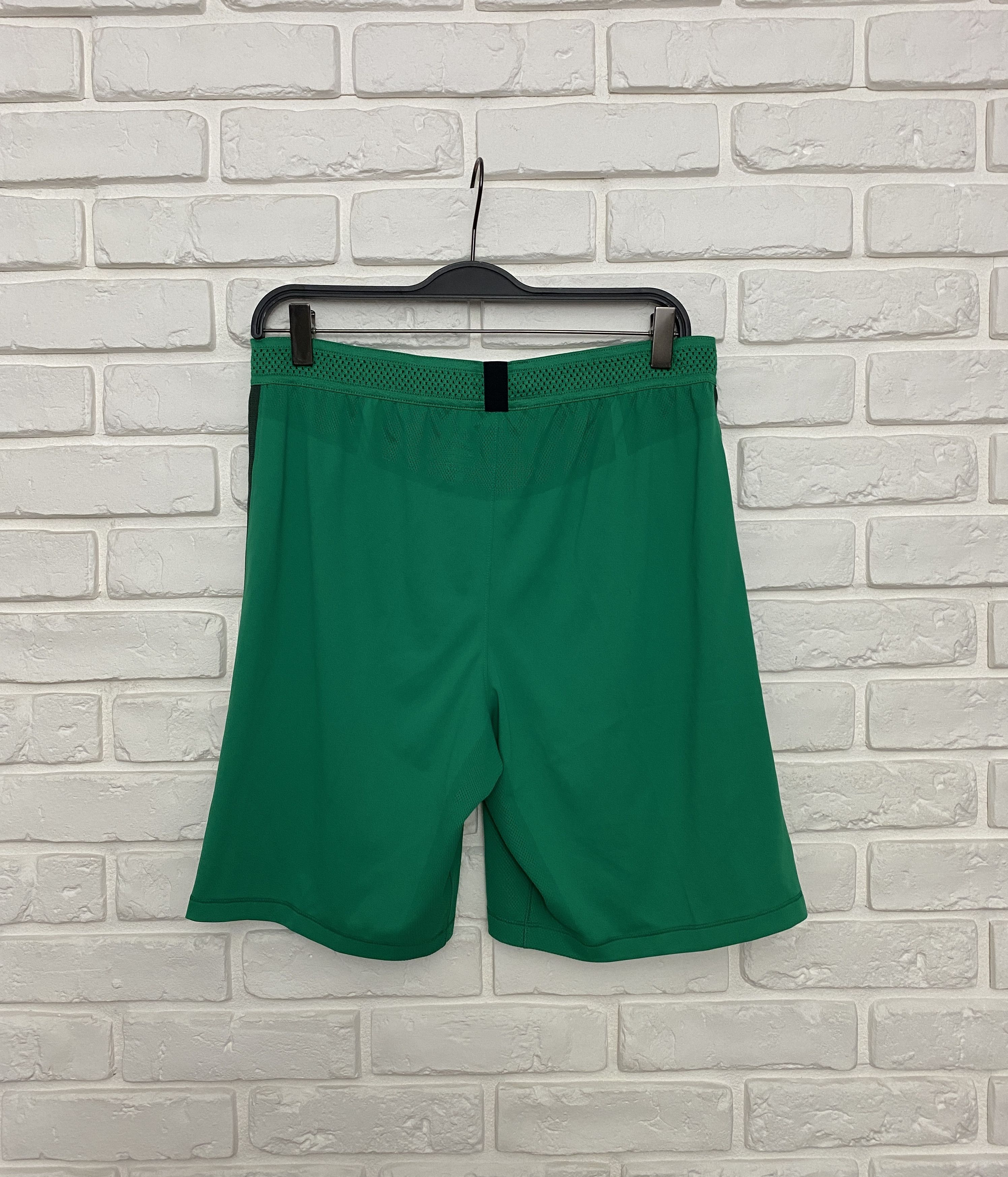 Nike Norway 2016 2017 Goalkeeper Player Issue Shorts Football L Size US 34 / EU 50 - 3 Thumbnail
