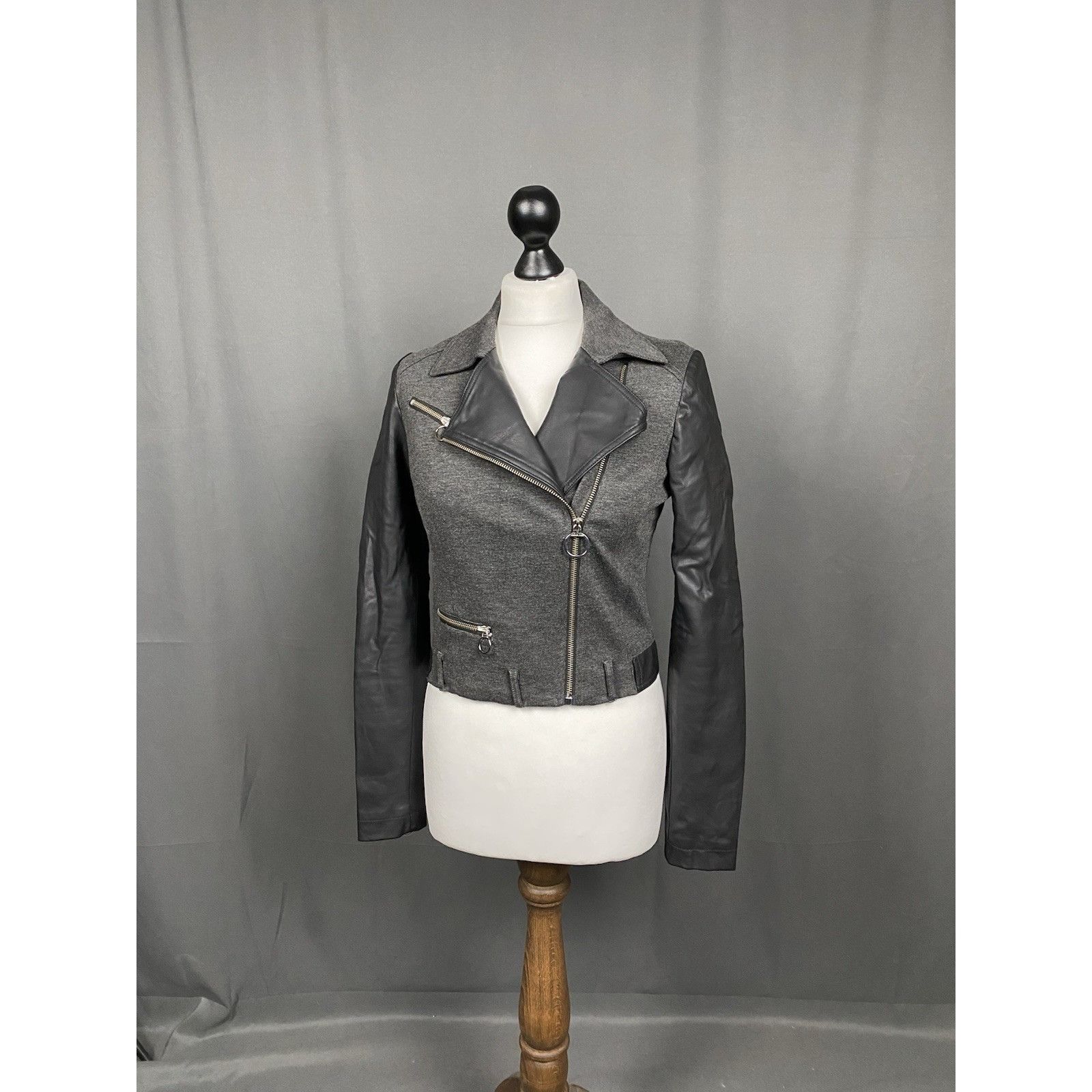 Versace Versace Assymetric Gray Black Biker Motorcycle Jacket Size Size S / US 4 / IT 40 - 4 Thumbnail