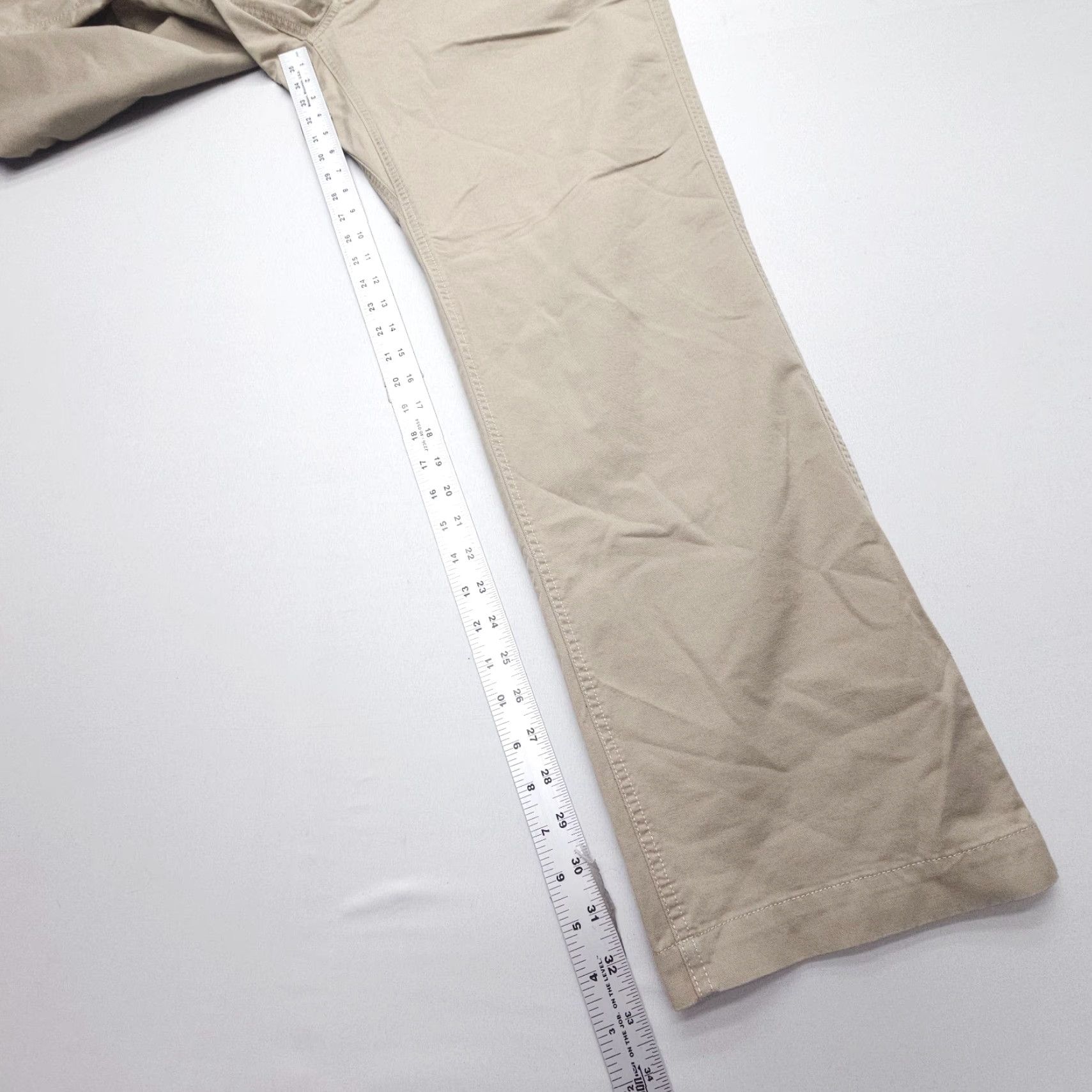 The North Face The North Face Pants Mens 38 Chino Straight Regular 5-Pocket Beige Cotton Twill Workwear Casual, Outdoor, Business, Travel Mens Size US 38 / EU 54 - 6 Thumbnail