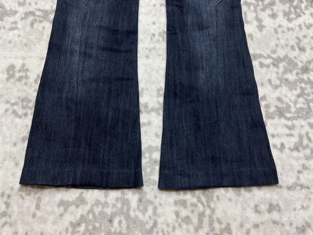 Japanese Brand Wink Wink Y2K Reconstructed Flared Denim Studded Low Rise Size 28" / US 6 / IT 42 - 13 Thumbnail
