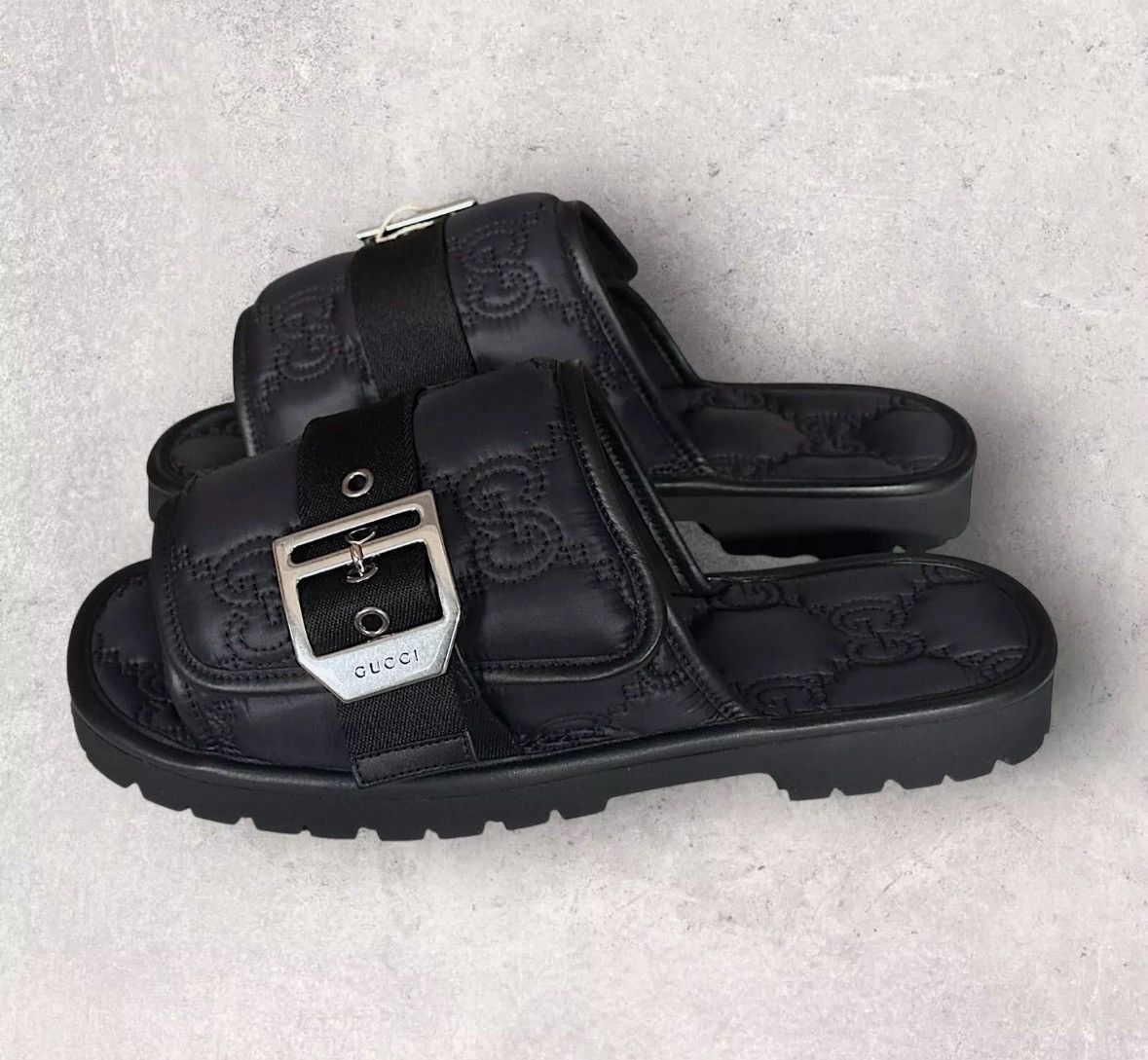 Gucci Gucci Monogram Padded Slides Size US 9 / EU 42 - 2 Thumbnail