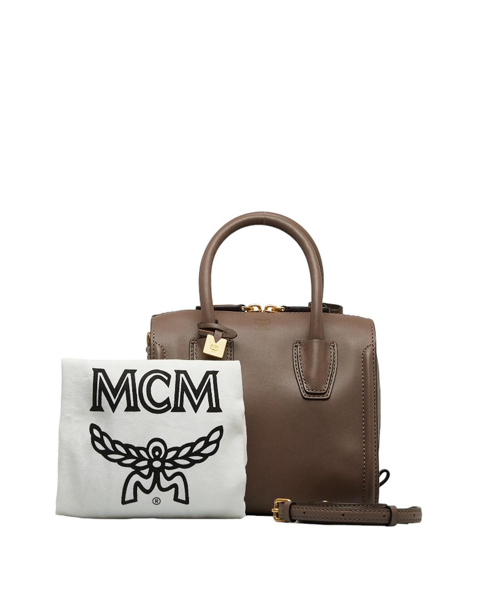 image of MCM Brown Leather Handbag In Ab Condition, Women's