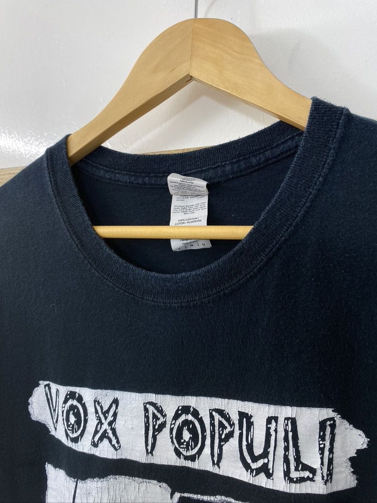 Band Tees × Gildan Vox Populi Ne Možeš Svima Udovoljiti Punk Band T Shirt Size US L / EU 52-54 / 3 - 5 Thumbnail