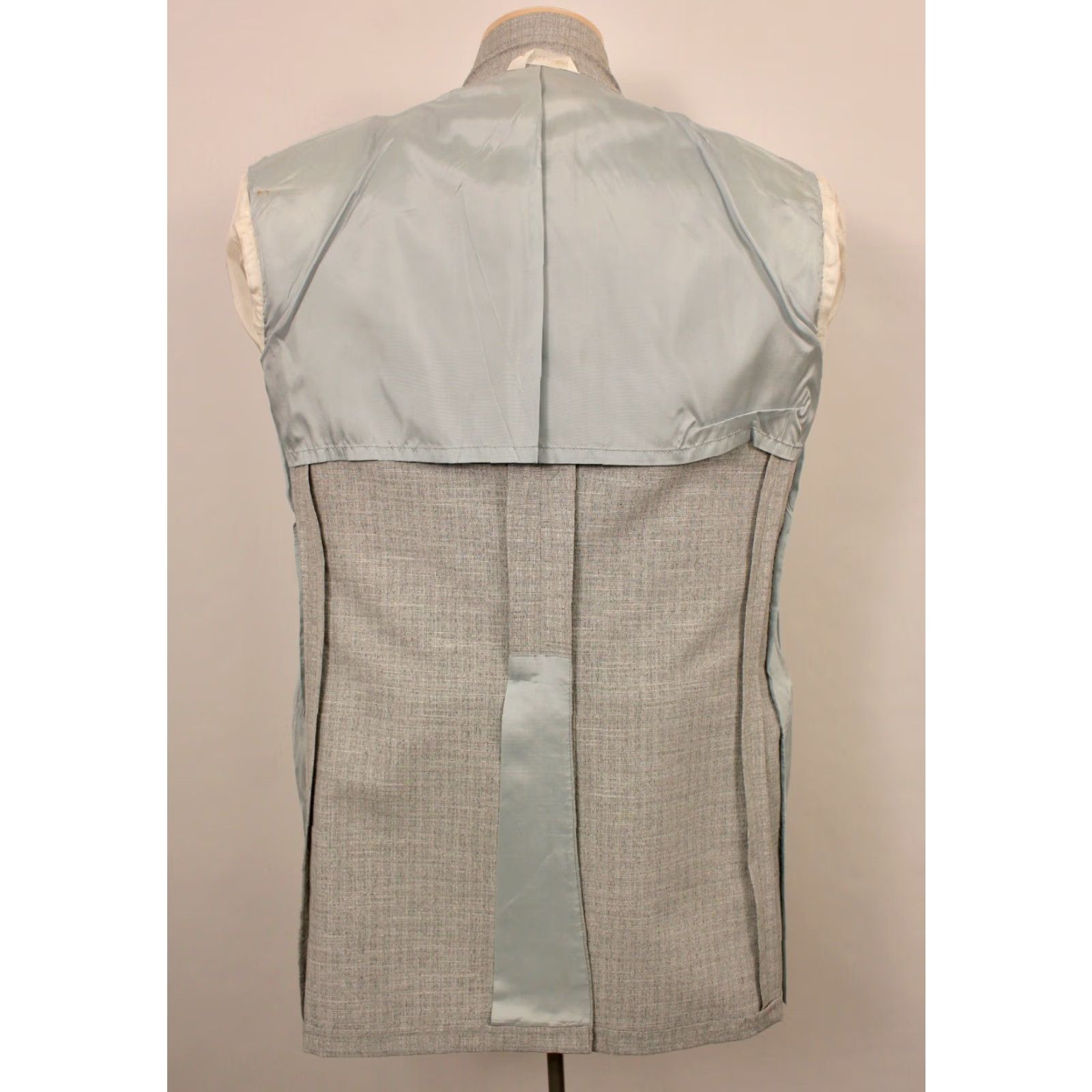 Vintage VINTAGE Men’s VTG NOS 70s Light Grey Leisure Suit Sz 42 Long 1970s Polyester Disco 3 PC Mens Size 42R - 5 Thumbnail