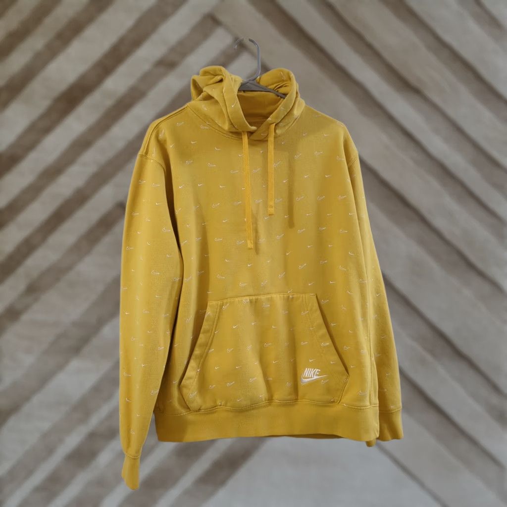 Nike NIKE Sweatshirt Large Embroidered Sign Yellow Hoodie Nike Sportswear Unisex Adults" Size US L / EU 52-54 / 3 - 1 Thumbnail