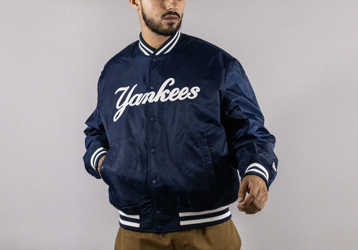NY Yankees Majestic Athletic ボンバージャケット NWT Vtg Majestic New York Yankees Satin Bomber Jacket Size