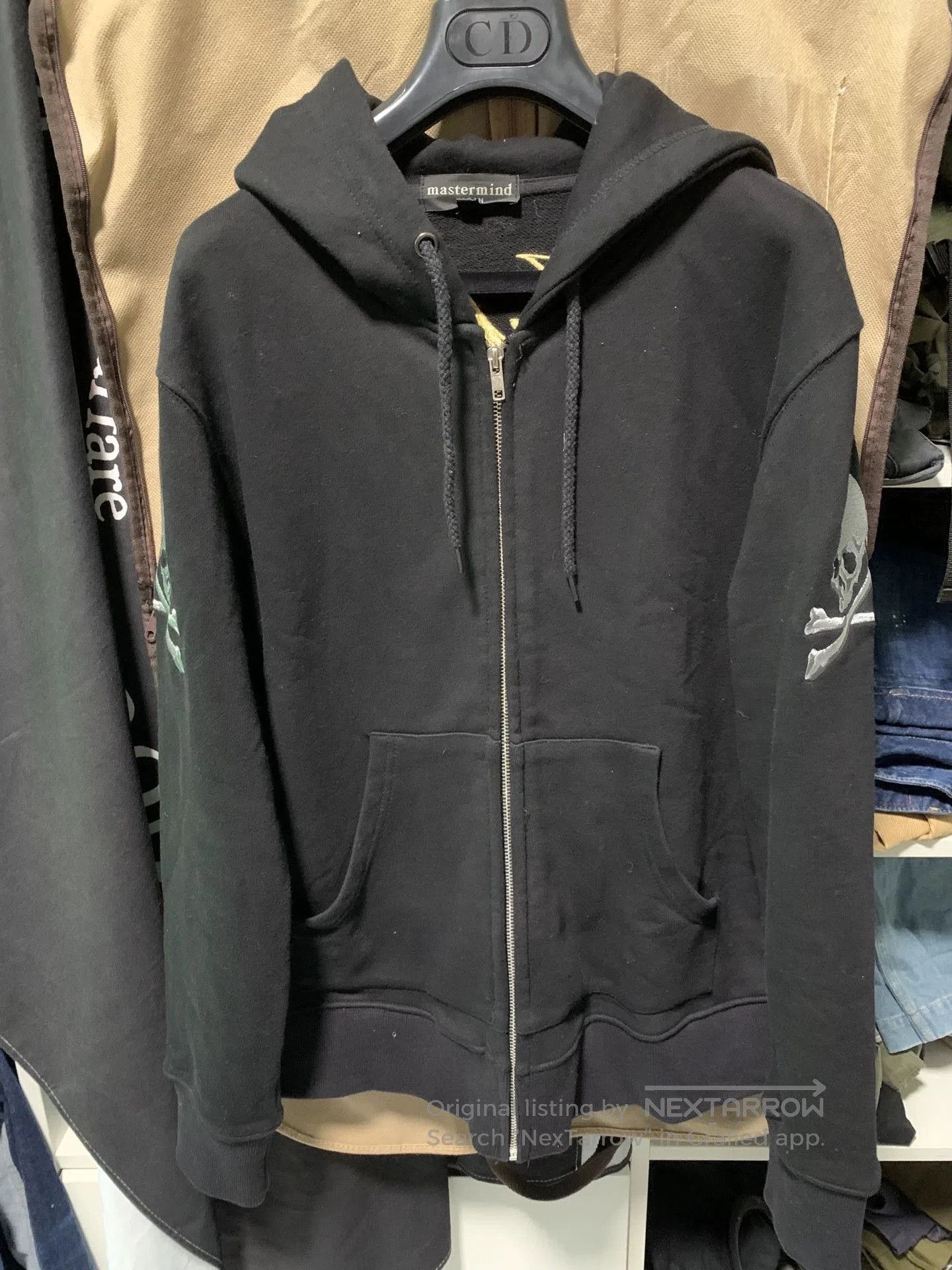 Mastermind Japan mastermind japan skull embroidery hoodie size M. Size US M / EU 48-50 / 2 - 2 Thumbnail