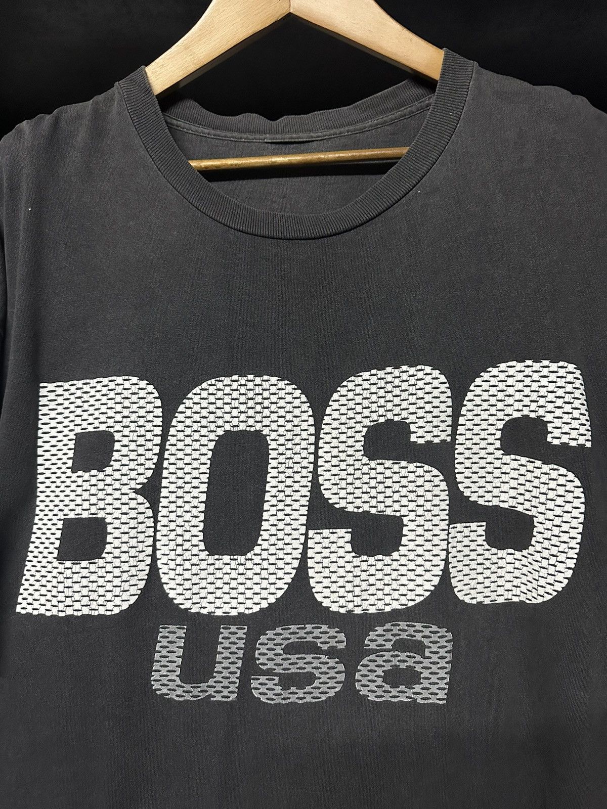 Hugo Boss Thrashed Vintage 90s BOSS USA Faded Oversize Tee Size US XXL / EU 58 / 5 - 2 Thumbnail
