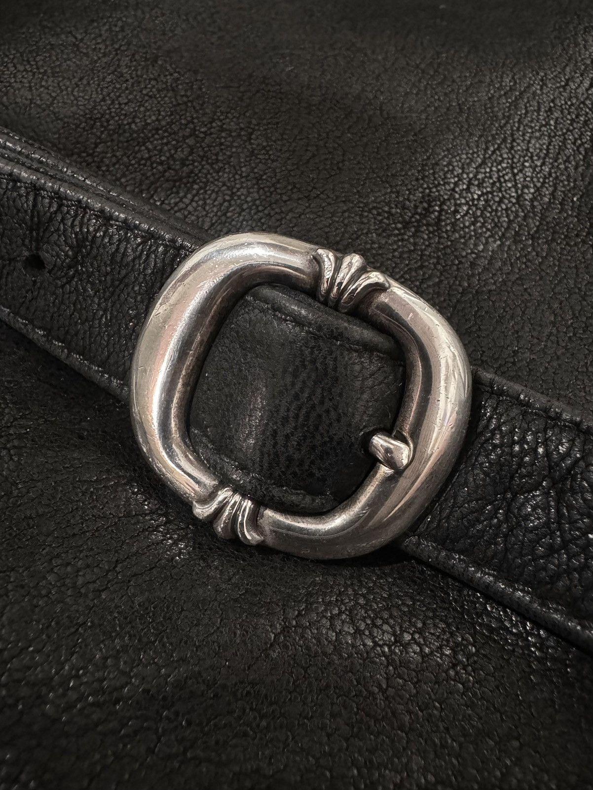 Chrome Hearts Chrome Hearts Fleur Gunslinger Cracked Leather Shoulder Bag Size ONE SIZE - 5 Thumbnail