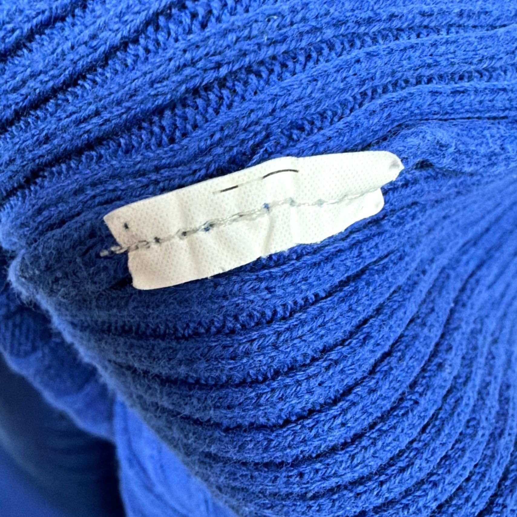 Vintage PRIA Sweater Women's M Blue V-Neck Ribbed Knit Minimalist Preppy Layering Shirt Size M / US 6-8 / IT 42-44 - 5 Thumbnail