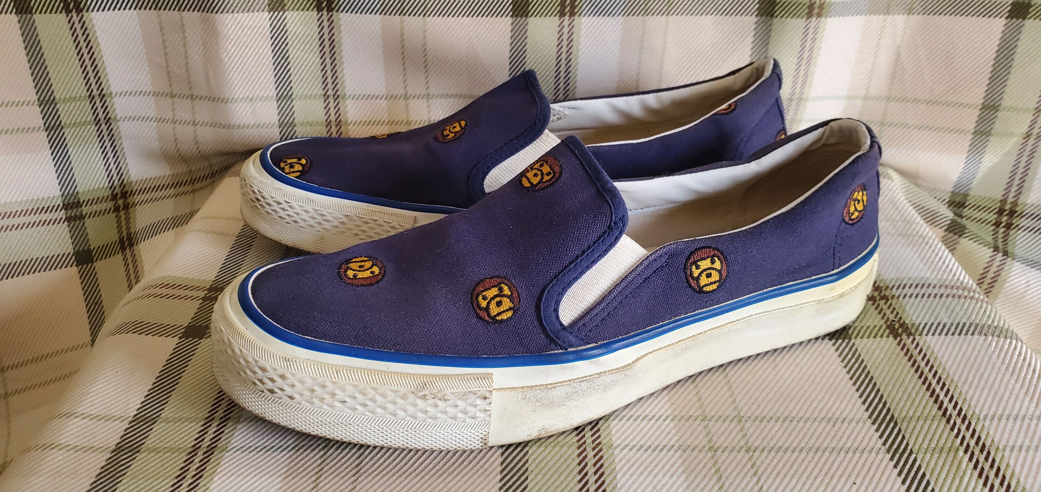 Bape Bape Blue Monkey Lo Top Sneakers Size US 5 / IT 35 - 1 Thumbnail