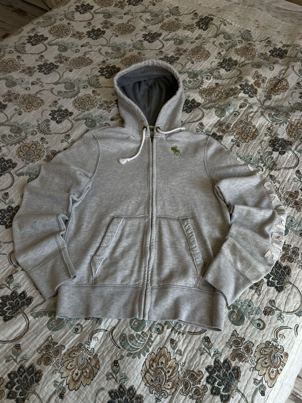 Abercrombie & Fitch Crazy Vintage Abercrombie & Fitch Faux Fur Zip Hoodie Japan Size US M / EU 48-50 / 2 - 1 Thumbnail