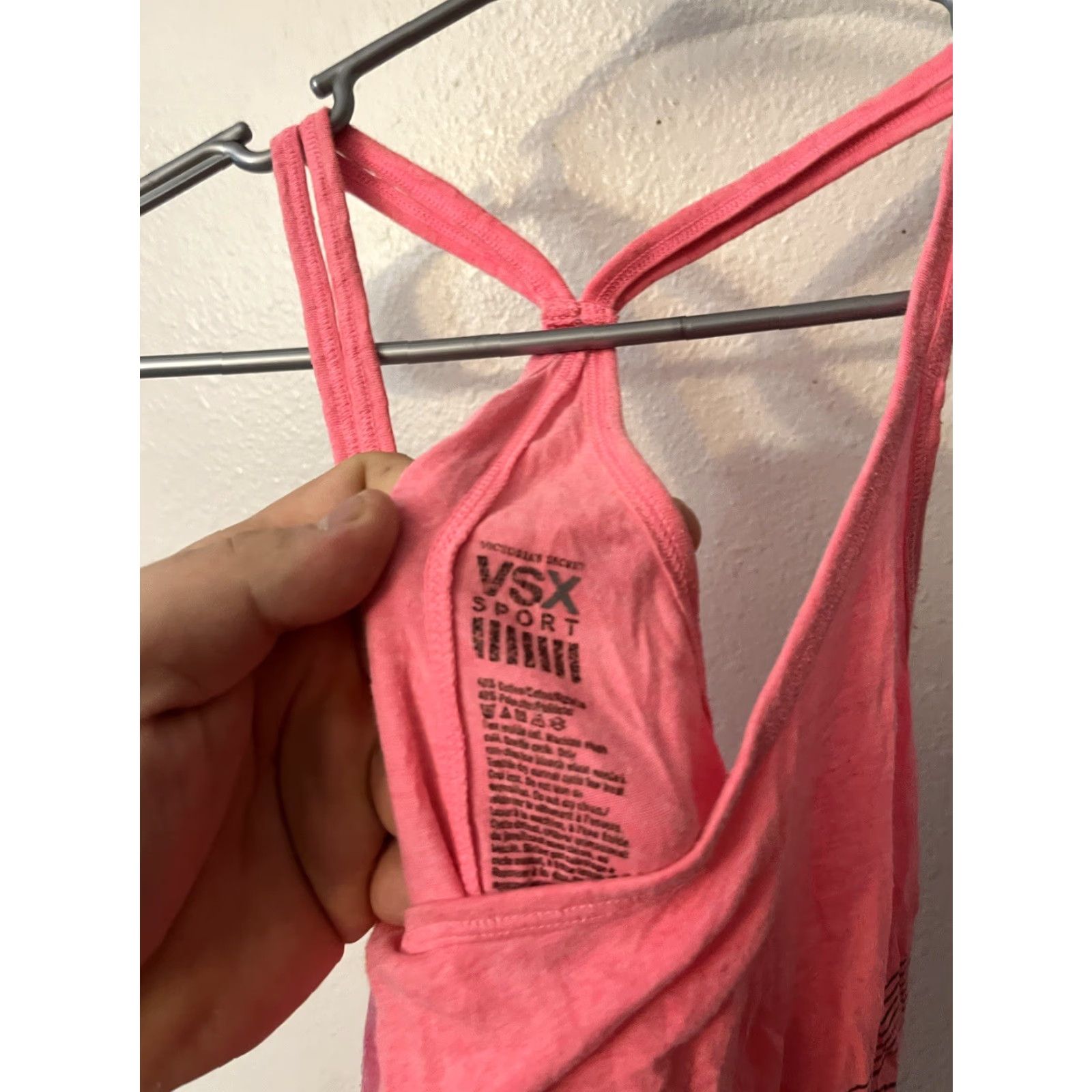 Victoria's Secret VSX Victoria Sport Women’s Pink Color Tank Top Size Medium Long Graphic Size M / US 6-8 / IT 42-44 - 4 Thumbnail