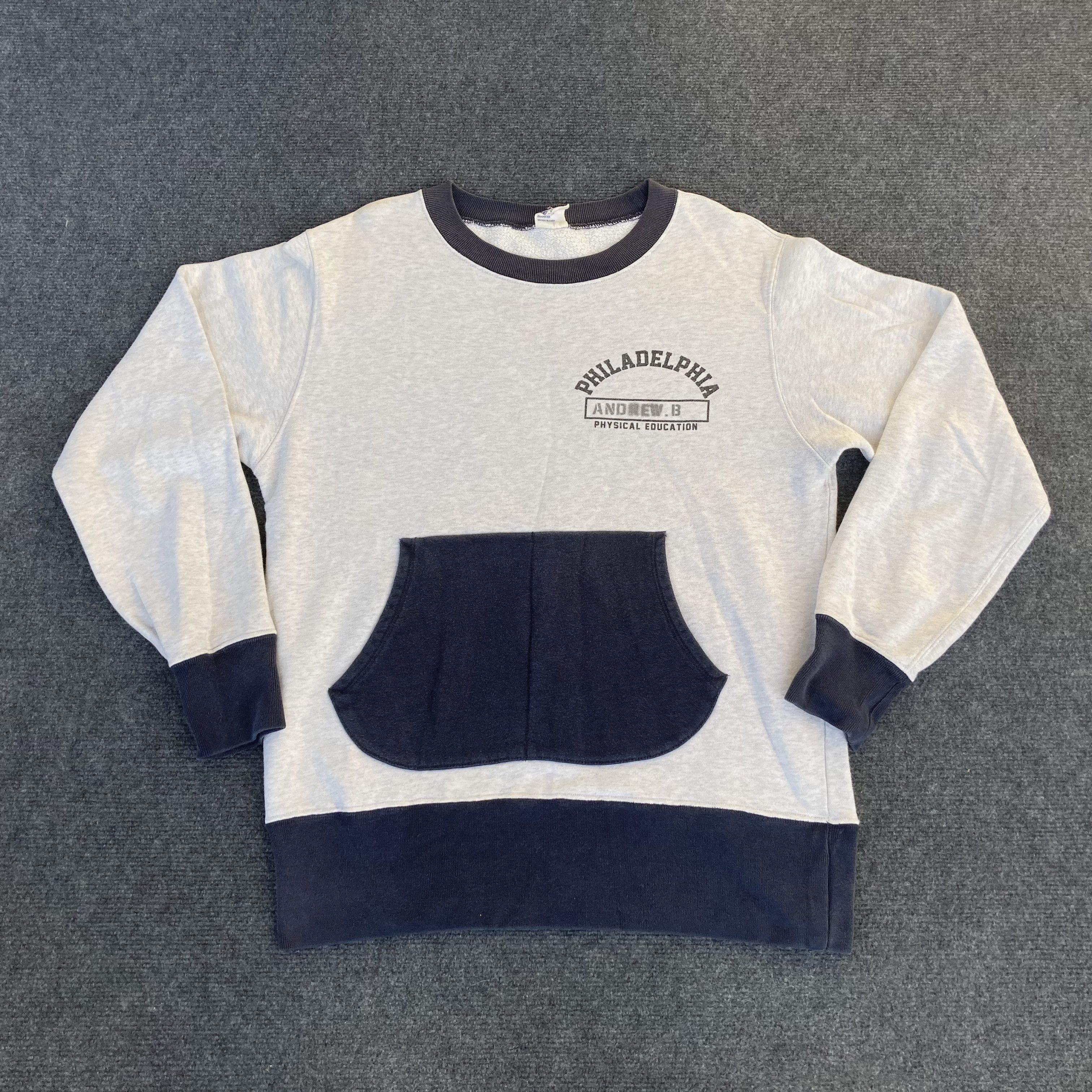 Champion × Vintage Vtg Champion Philadelphia Running Man Japan Sport Sweatshirt Size US M / EU 48-50 / 2 - 1 Thumbnail