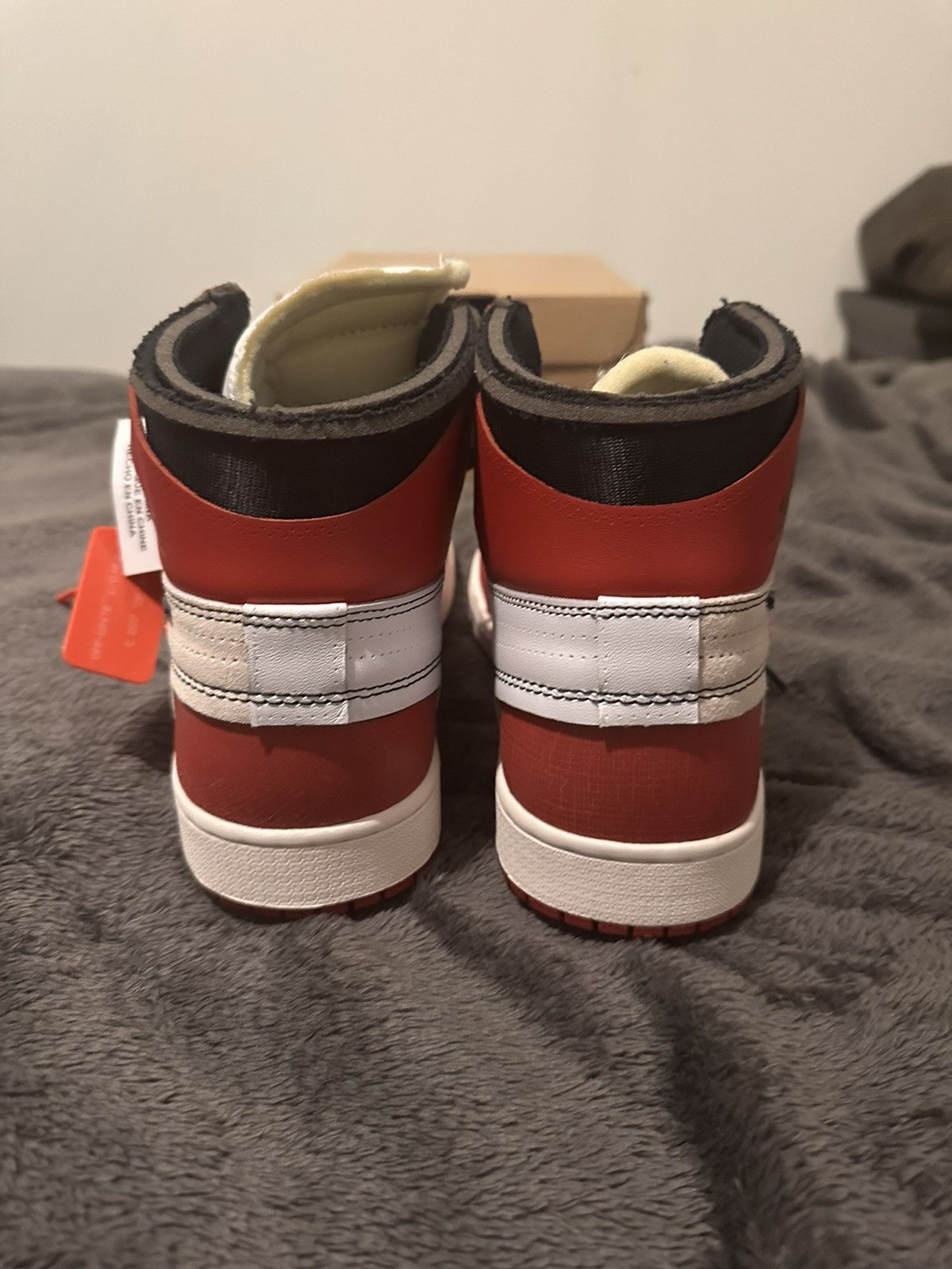 Jordan Brand Nike Off-White Chicago Size US 12 / EU 45 - 4 Thumbnail