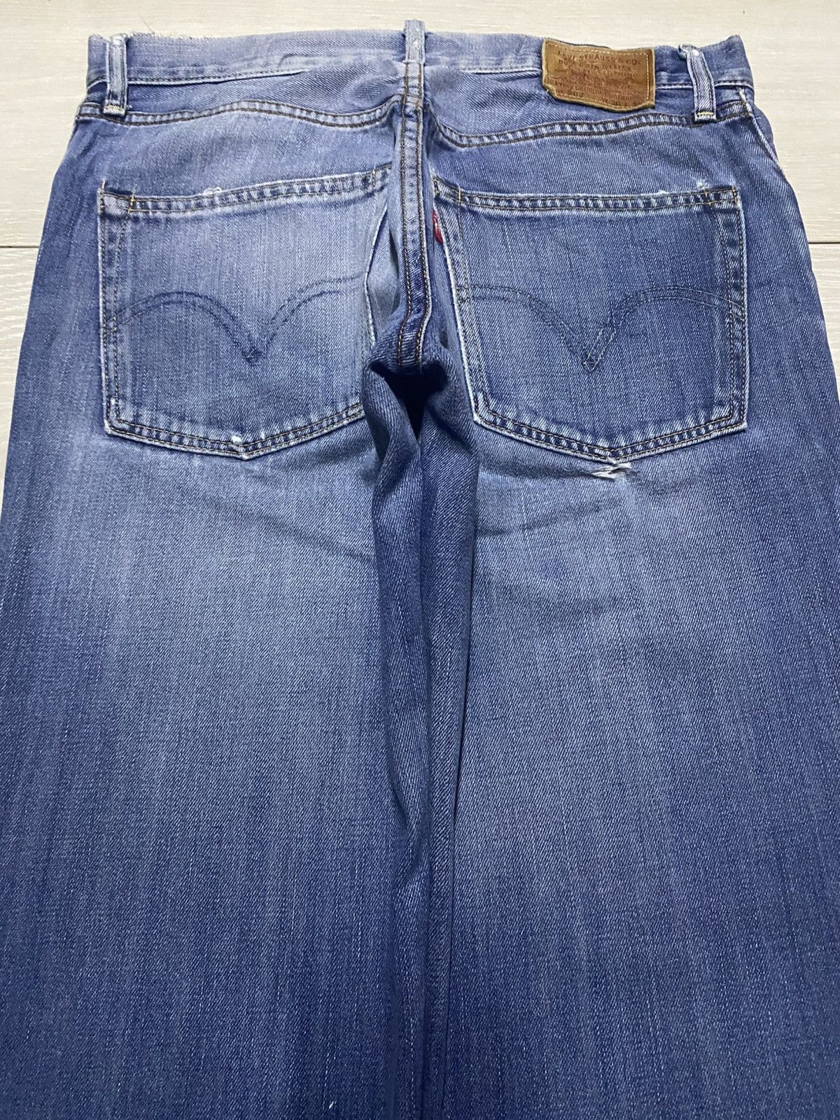 Levi's Vintage Levis 502 Blue Faded Wash Distressed Loose Jeans Size US 31 - 4 Thumbnail