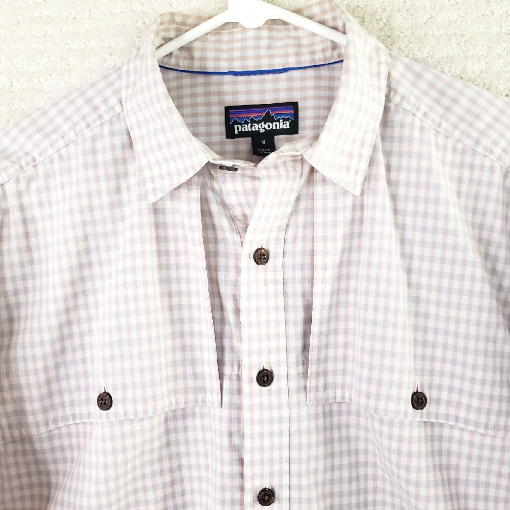 Patagonia Patagonia Shirt Mens Medium Pink Plaid Short Sleeve Button Up Chest Pocket Embroidered Logo Casual Knit Cotton Size US M / EU 48-50 / 2 - 3 Thumbnail