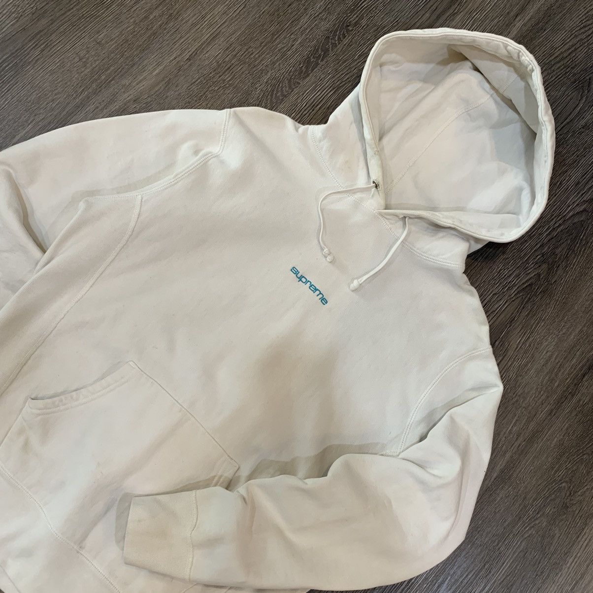 Supreme Supreme Compact Logo Reverse Weave Hoodie Size US S / EU 44-46 / 1 - 2 Thumbnail
