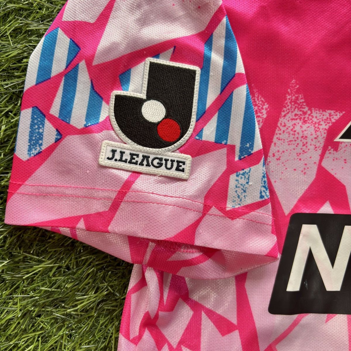 Mizuno Cerezo Osaka Home 1996 Marquinhos #10 Soccer Jersey Size US M / EU 48-50 / 2 - 6 Thumbnail