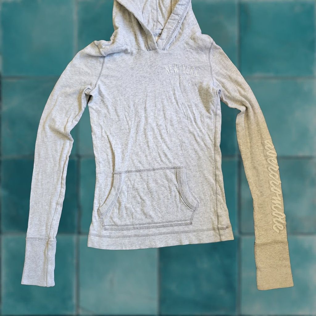 Vintage Grays Abercrombie New York Girl's Junior Gray Heathered Hoodie Sweater L Pullover Hooded Pockets Activewear Size L / US 10 / IT 46 - 1 Thumbnail
