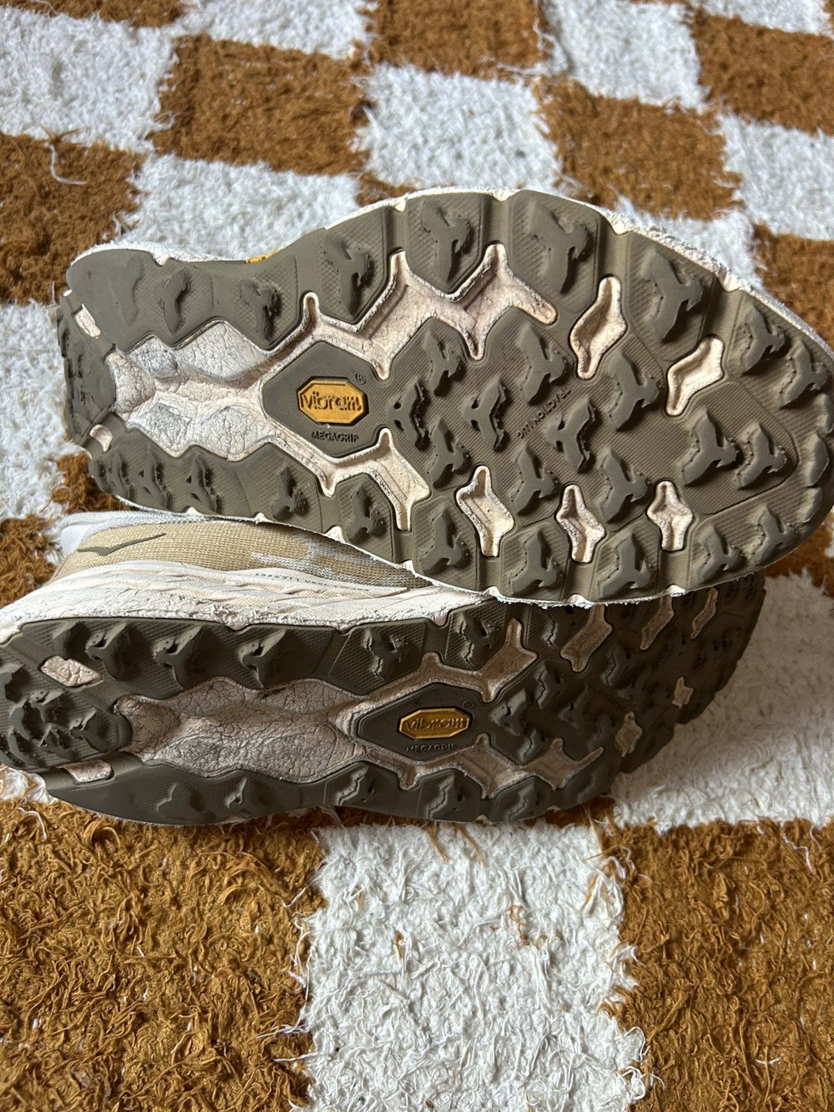 Hoka Hoka Speedgoat 5 Trailrunner | Vanilla Wheat Size US 10 / EU 43 - 7 Thumbnail