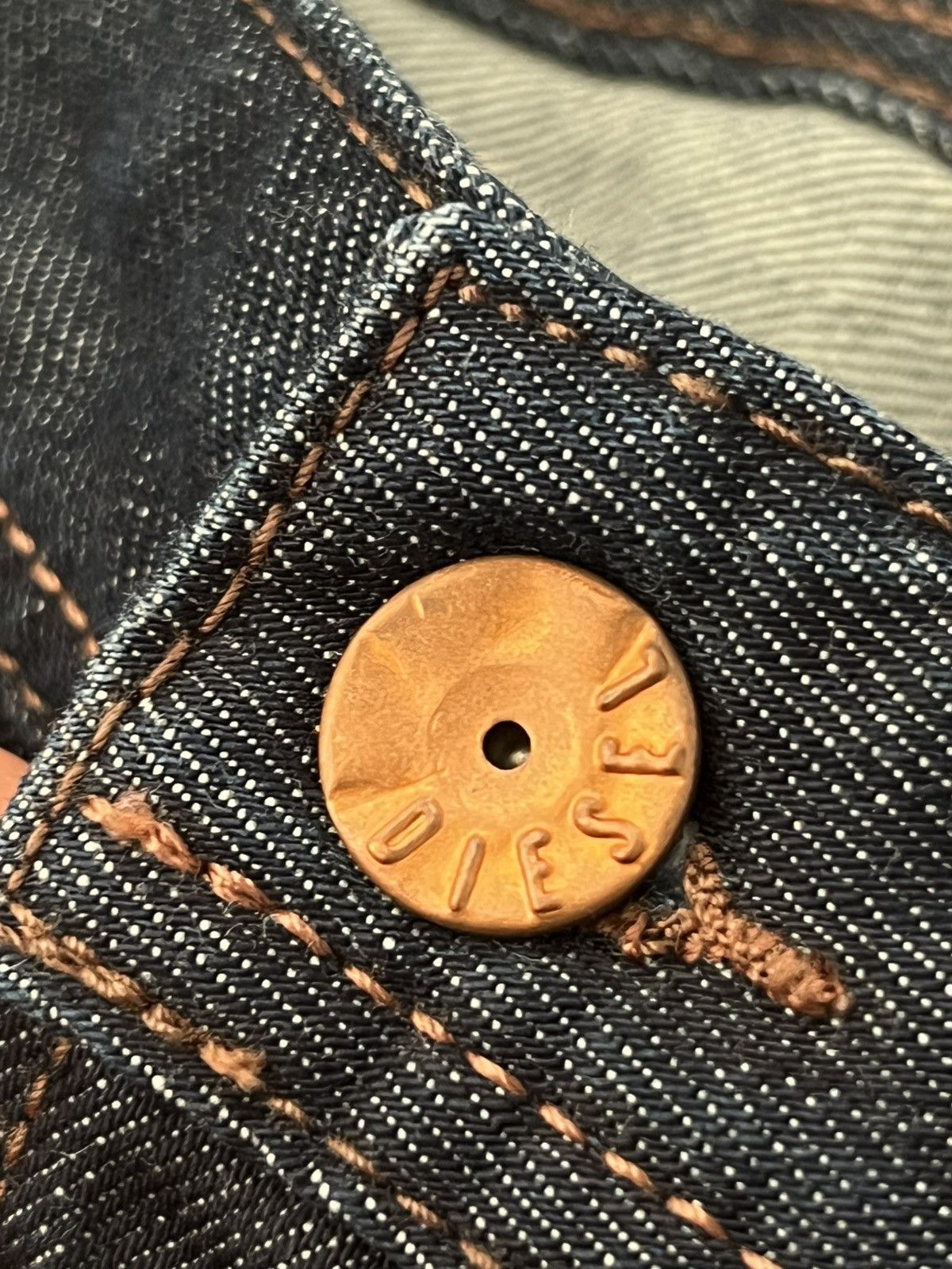Diesel Diesel Avant Garde Krooley Regular Slim-Carrot Selvage Jeans Size US 33 - 13 Thumbnail