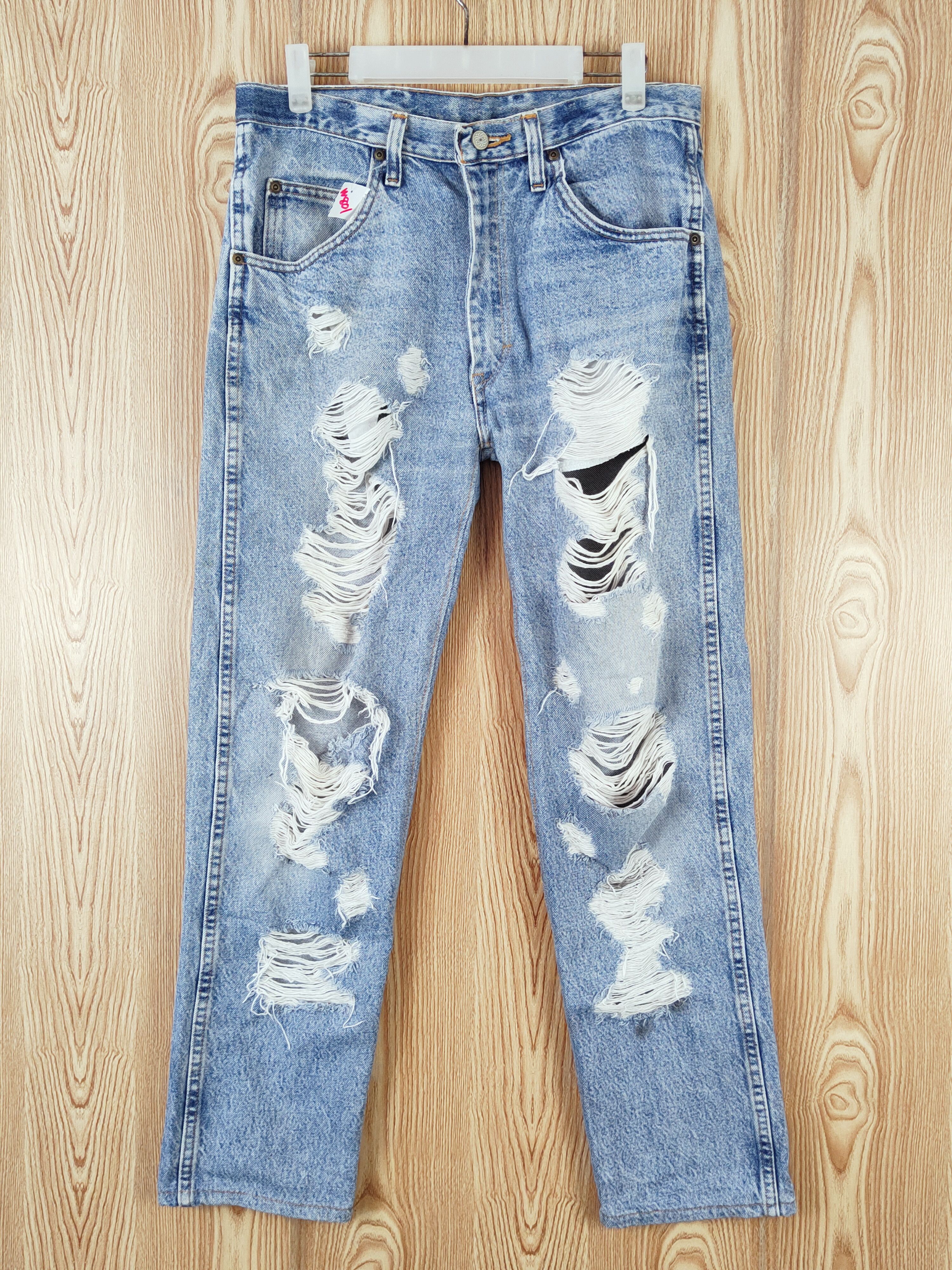 Japanese Brand Japanese Brand Blue Distressed Ripped Jeans #W801 Size US 32 / EU 48 - 1 Thumbnail