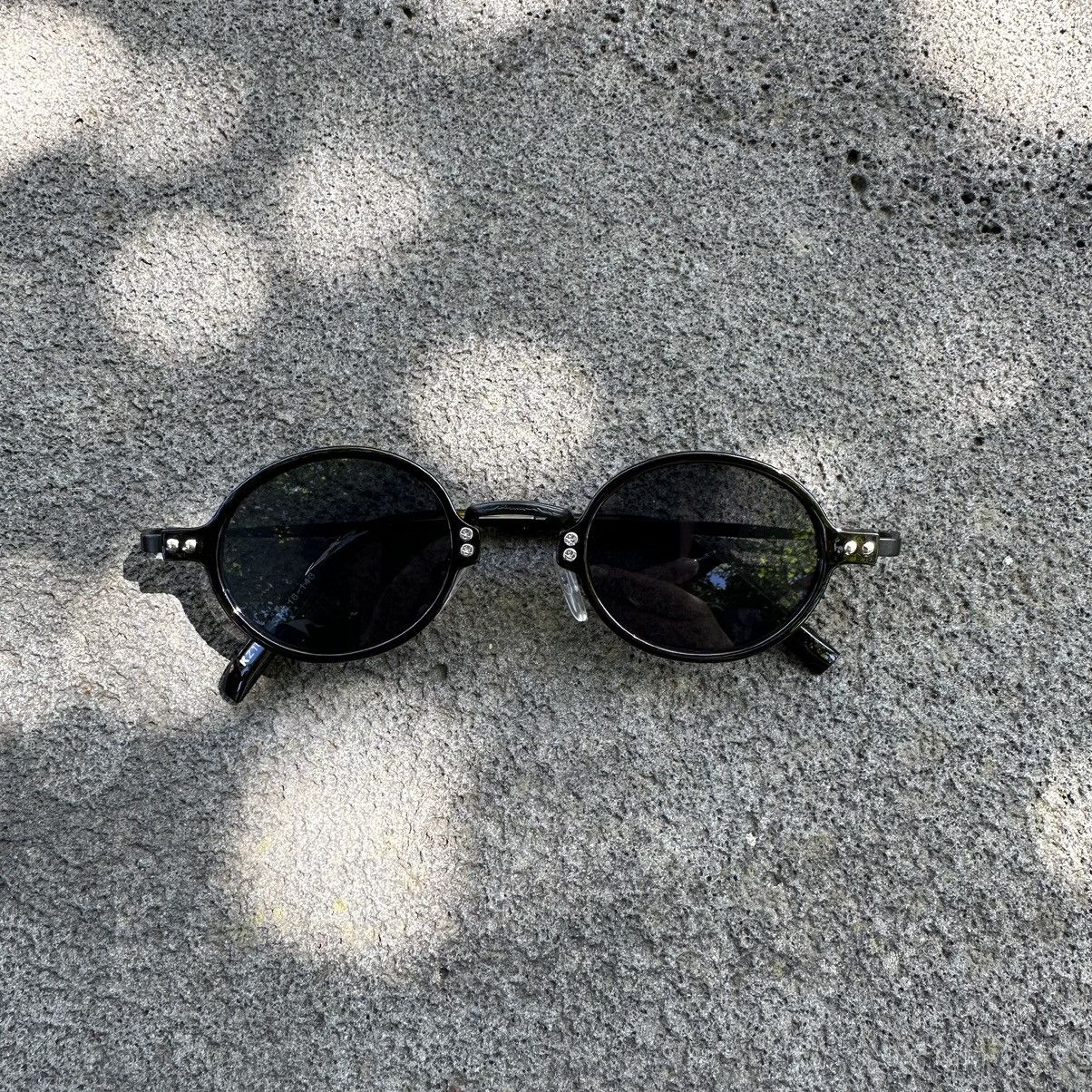 Other Y2K Unisex Sunglasses Retro Fashion Shades KZ1044-02 Size ONE SIZE - 1 Thumbnail