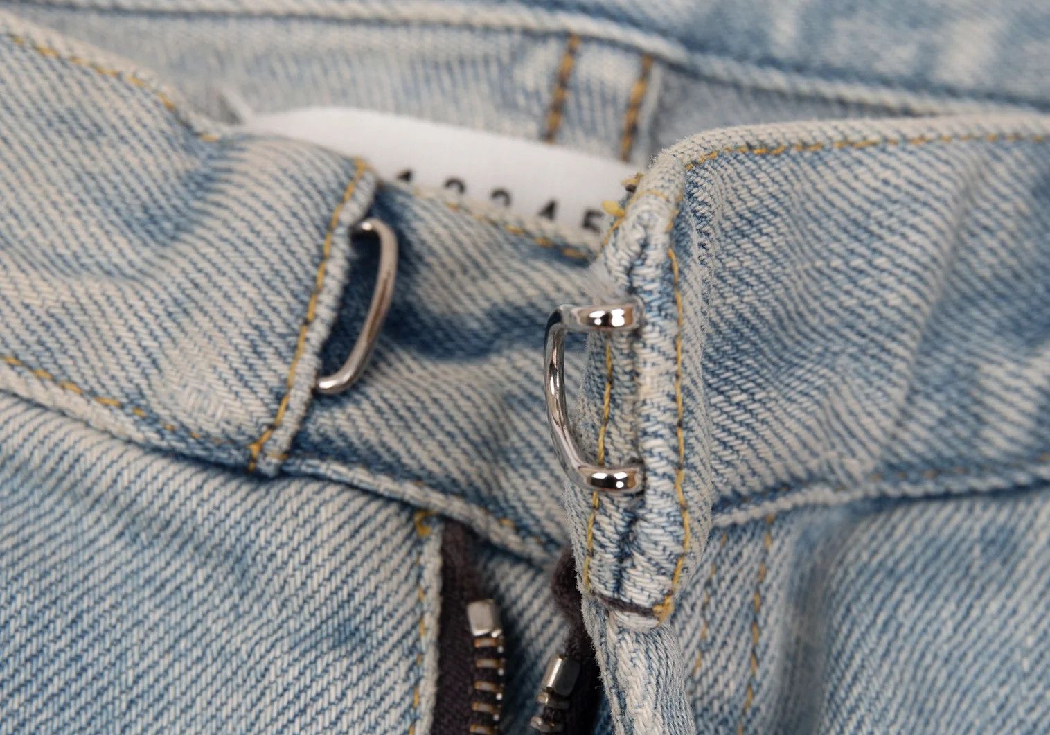 Maison Margiela Bleached Denim Pants in Indigo Light, Size 31 Size US 31 - 4 Thumbnail