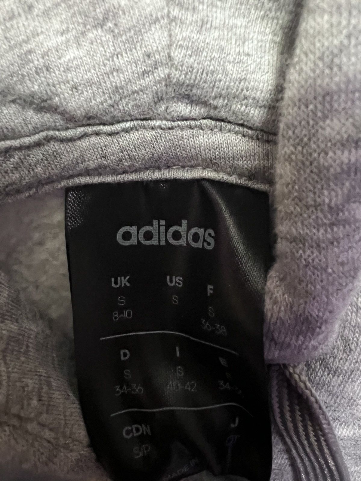 Adidas Adidas essentials fleece 3-stripes vegan pullover soft wash Size S / US 4 / IT 40 - 8 Thumbnail