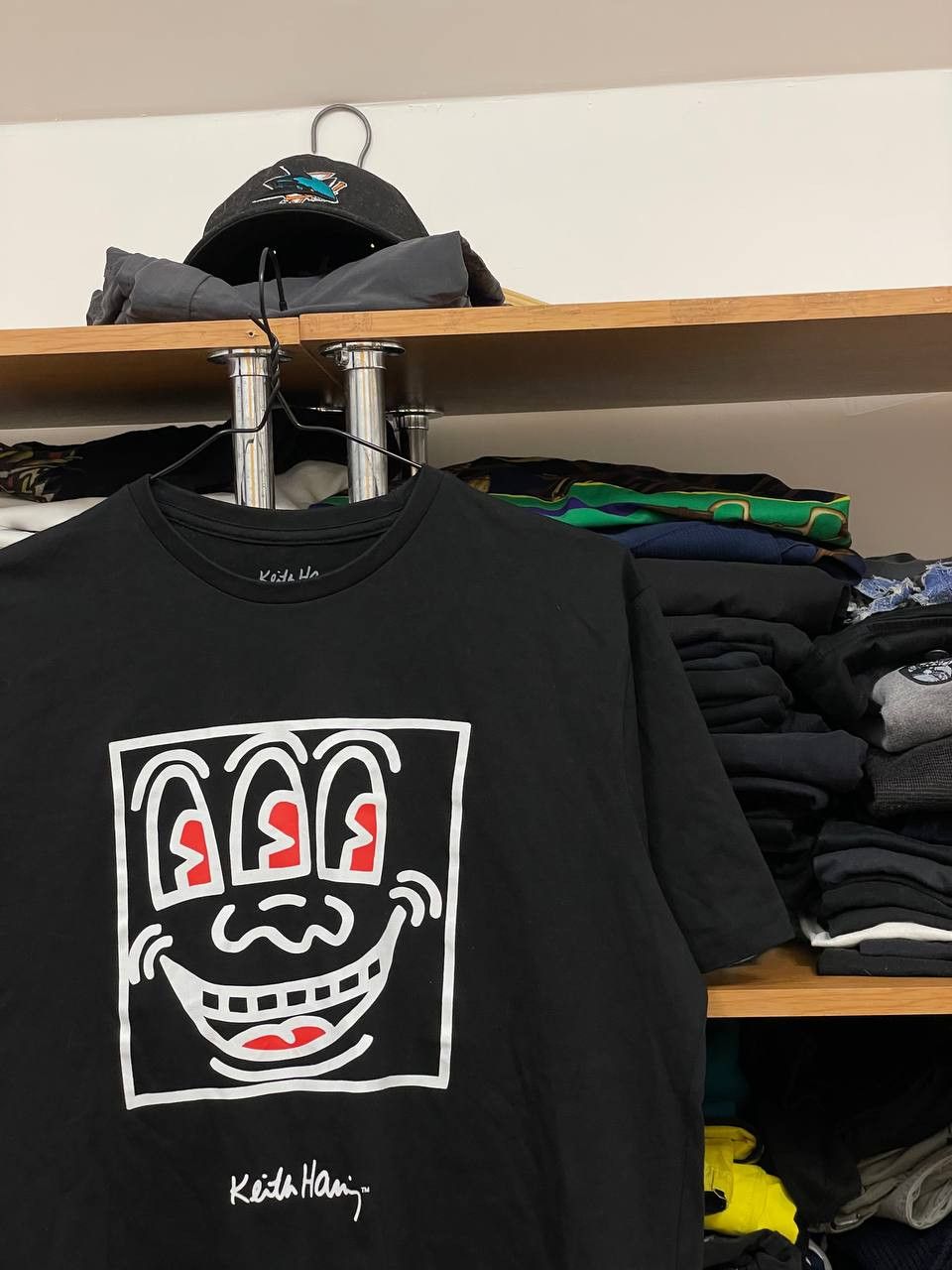 Keith Haring × Vintage Vintage Keith Haring Tshirt Pop Art Tees Size US L / EU 52-54 / 3 - 3 Thumbnail