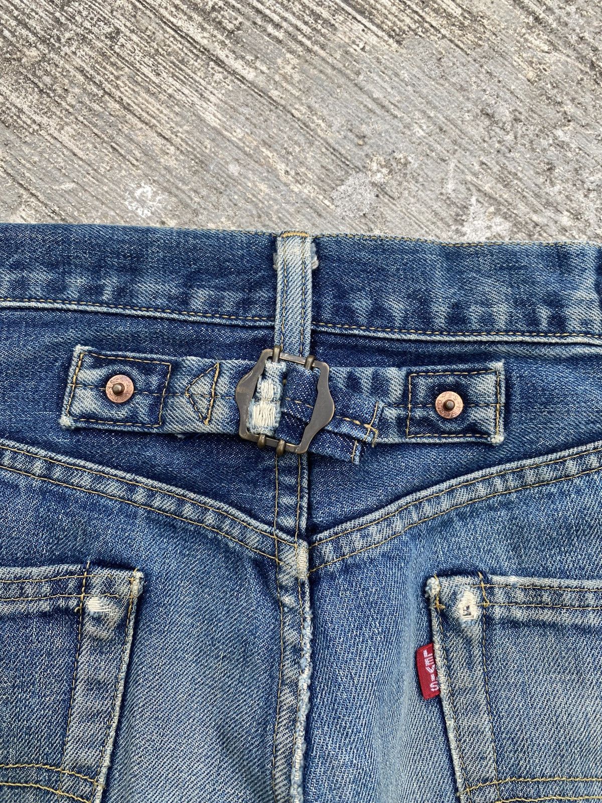 Other Vintage 90s levis 702 bunckle back big E selvedge distressed Size US 34 / EU 50 - 4 Thumbnail