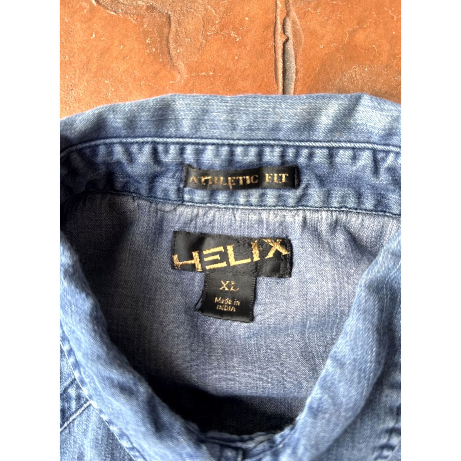 Vintage VINTAGE Helix Denim Shirt XL Athletic Fit Button-Up Collared Snap Pockets Skull Grunge Jeans Casual Size US XL / EU 56 / 4 - 3 Thumbnail