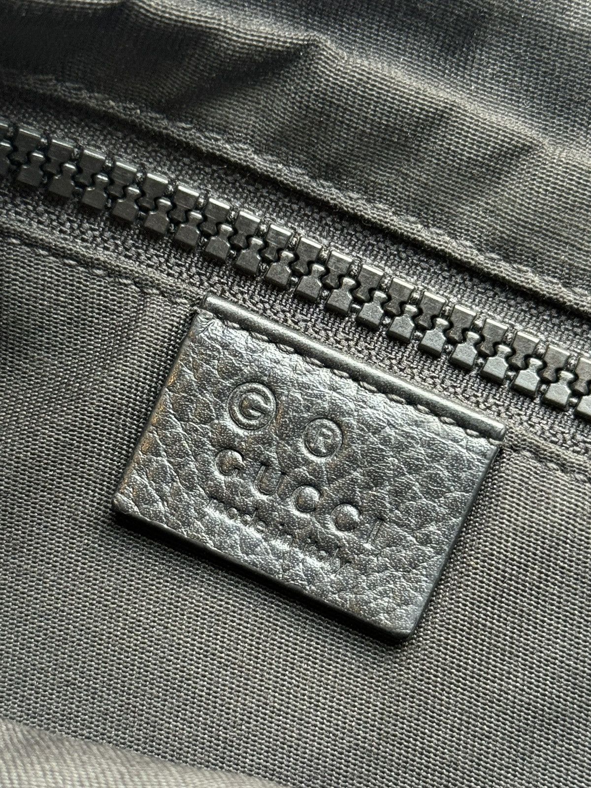 Gucci Gucci Black GG Nylon and Leather Messenger Bag Size ONE SIZE - 8 Thumbnail