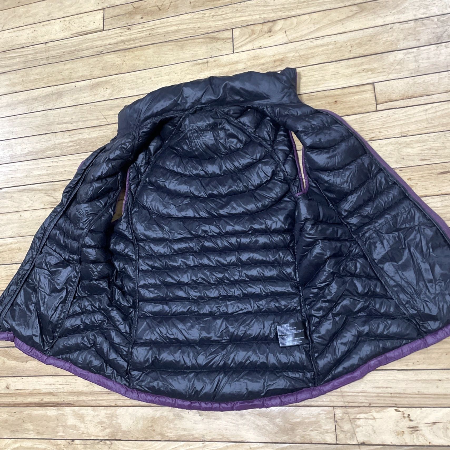 Vintage VINTAGE Bernardo Vest Goose Down Ultra Light Puffer Women S Purple Baffled Zip McBling Size S / US 4 / IT 40 - 5 Thumbnail