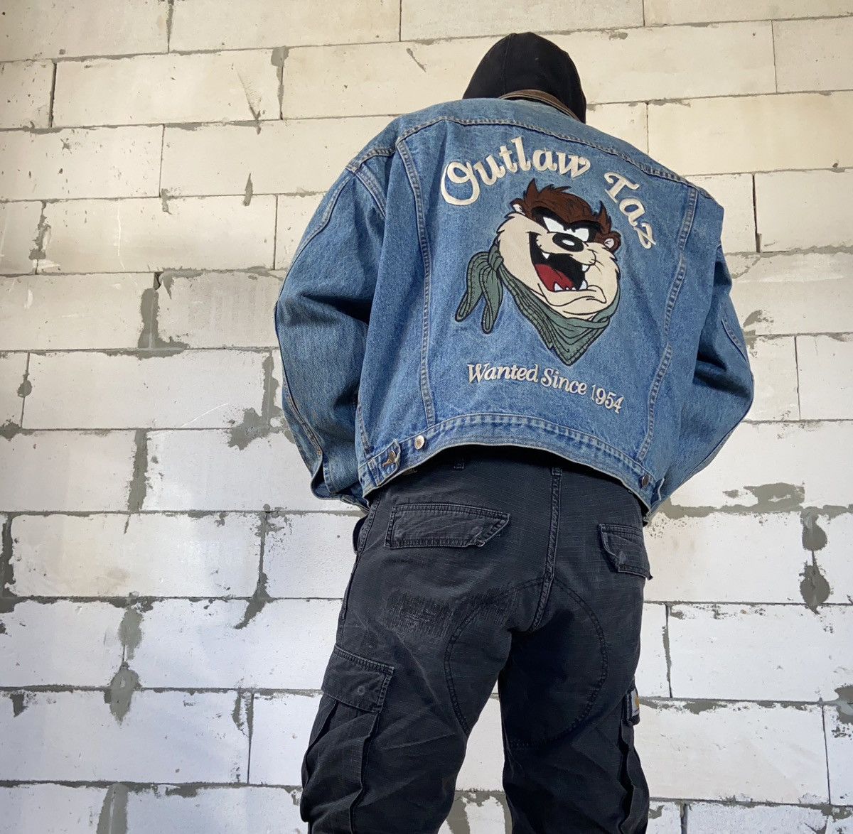 Vintage × Warner Bros Vintage Warner Brothers Denim Bombers jacket Tasmania Devil Size US L / EU 52-54 / 3 - 1 Thumbnail