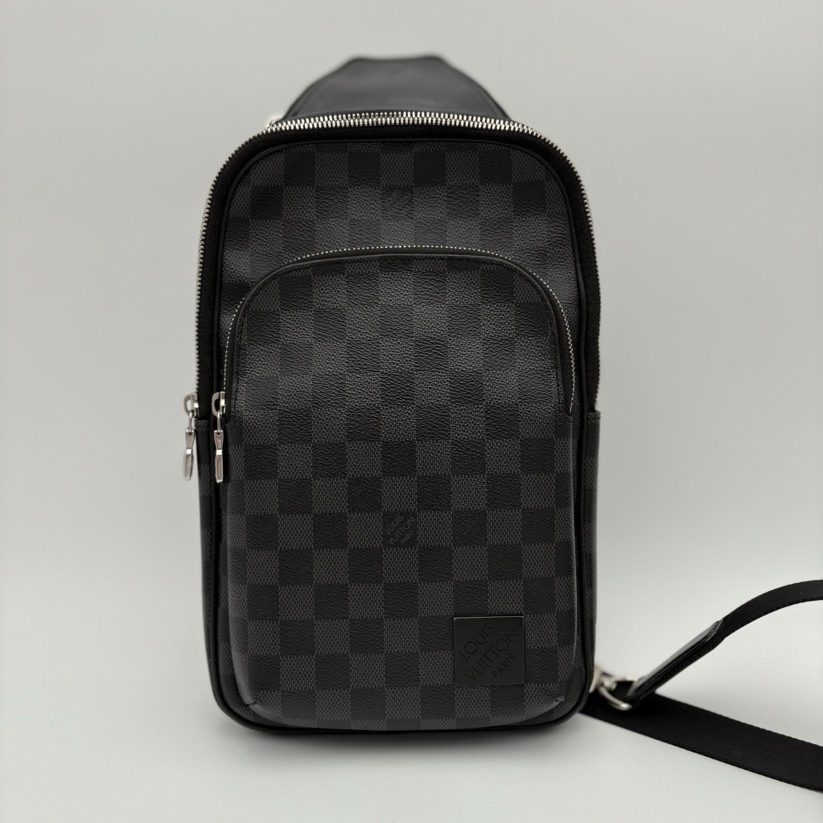 Louis Vuitton Sling Bag Damier Graphite Canvas ' Black ' | SUPER CLEAN! Size ONE SIZE - 1 Thumbnail