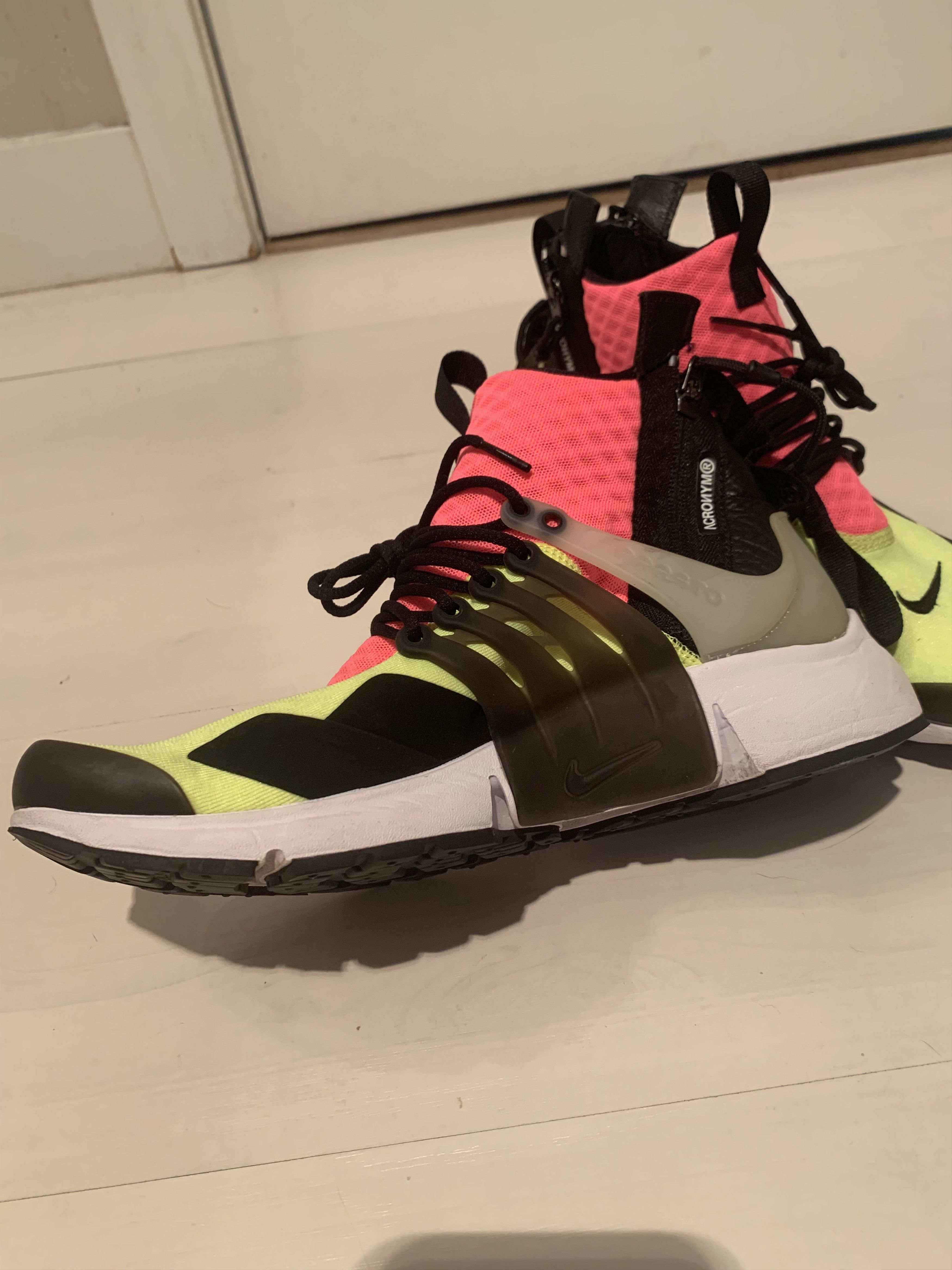 Acronym × Nike Acronym Nike Air Presto Mid Volt XS Size US 8.5 / EU 41-42 - 5 Thumbnail