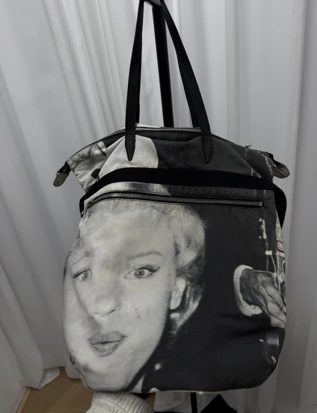 Dries Van Noten Dries Van Noten 2016 Marilyn Monroe Multi-Way Tote Size ONE SIZE - 3 Thumbnail