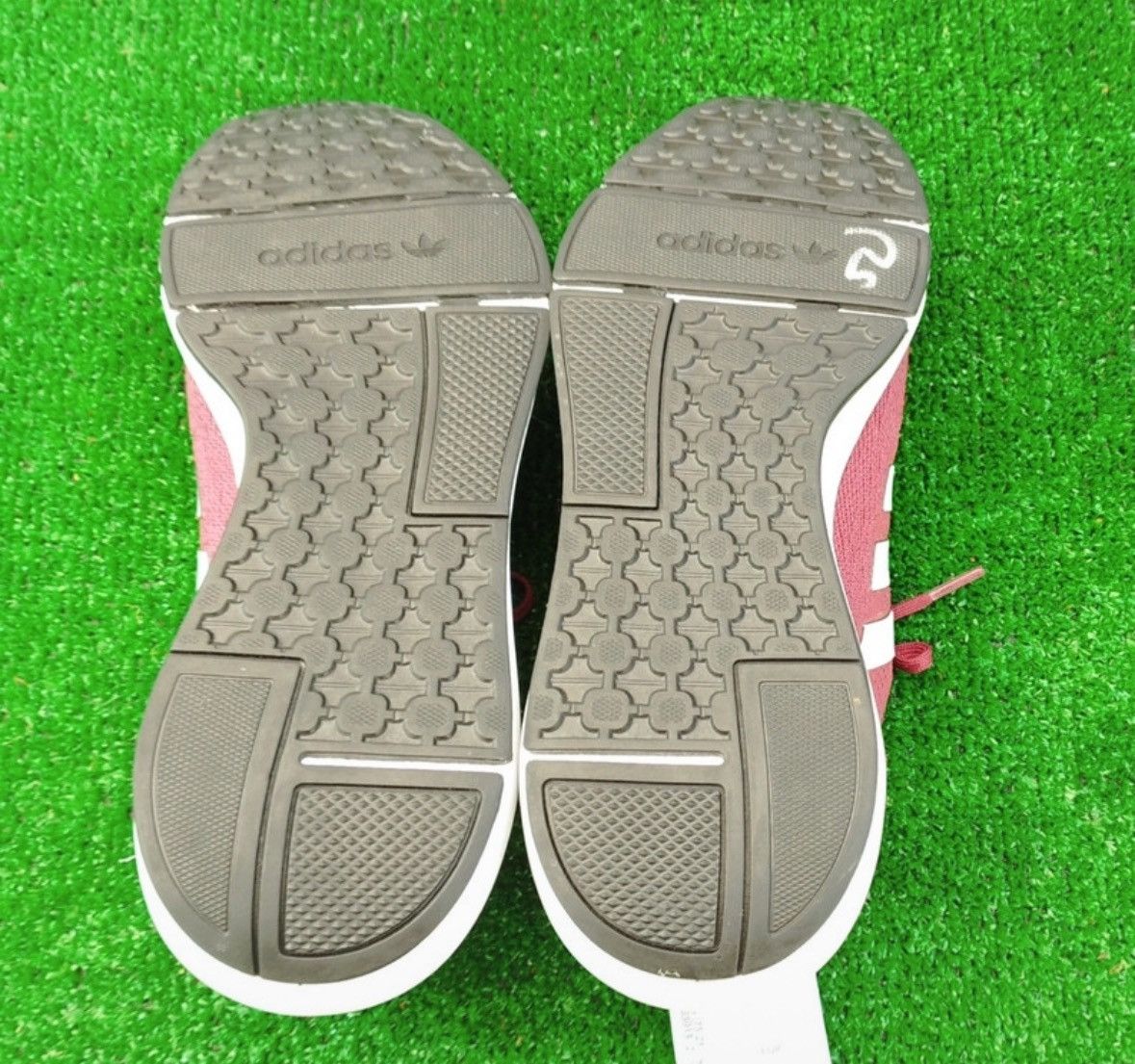 Adidas Shoes Adidas Size US 10 / EU 43 - 6 Thumbnail