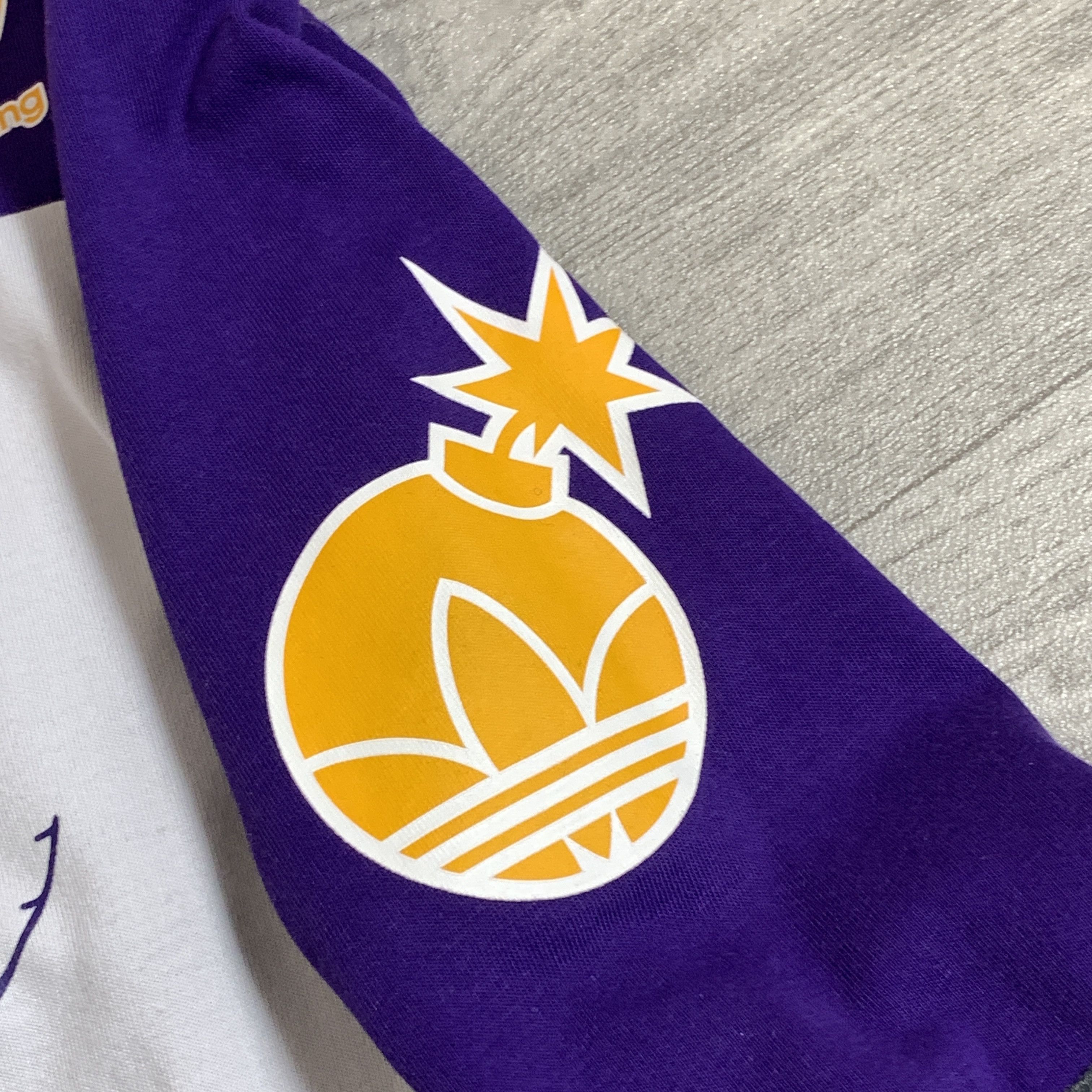 Adidas Adidas x The Hundreds x L.A. Lakers Longsleeve Tee Shirt Size US M / EU 48-50 / 2 - 12 Thumbnail