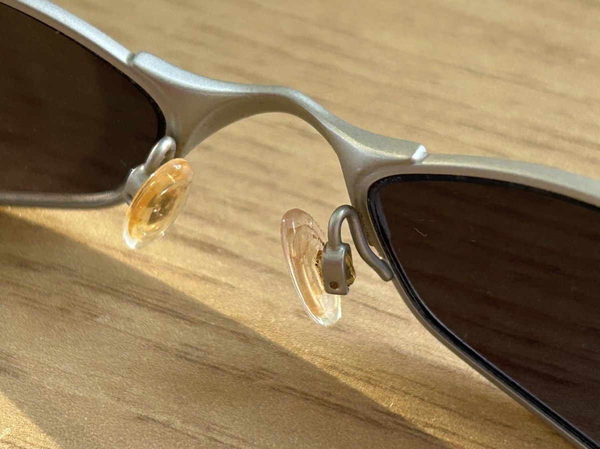 Oakley 2003 Oakley Wiretap (First Gen) - Silver Ice Iridium Size ONE SIZE - 4 Thumbnail